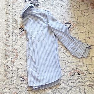 VAN Heusen men’s dress shirt